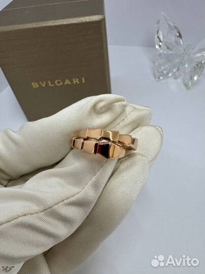 Кольцо Bvlgari розовое золото 18 карат