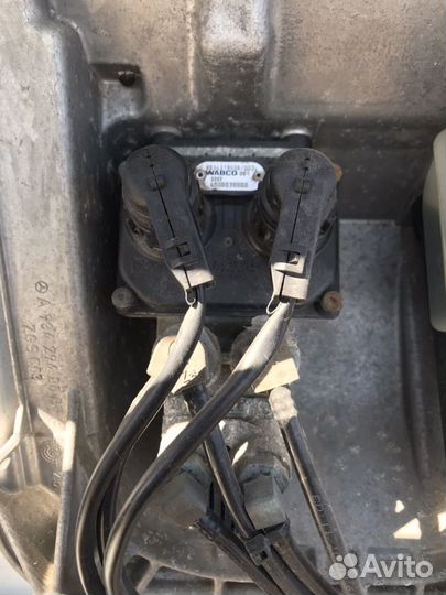 Кран педальный Мерседес Актрос Mercedes Actros