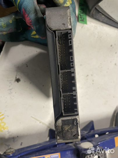 Блок управления двигателемToyota Carina E