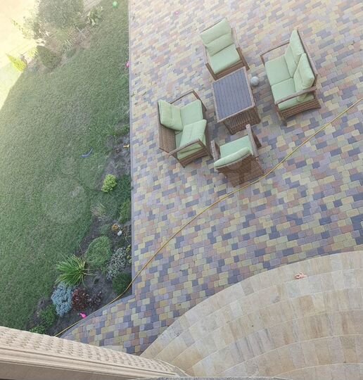 Дом 252 м² на участке 8 сот.