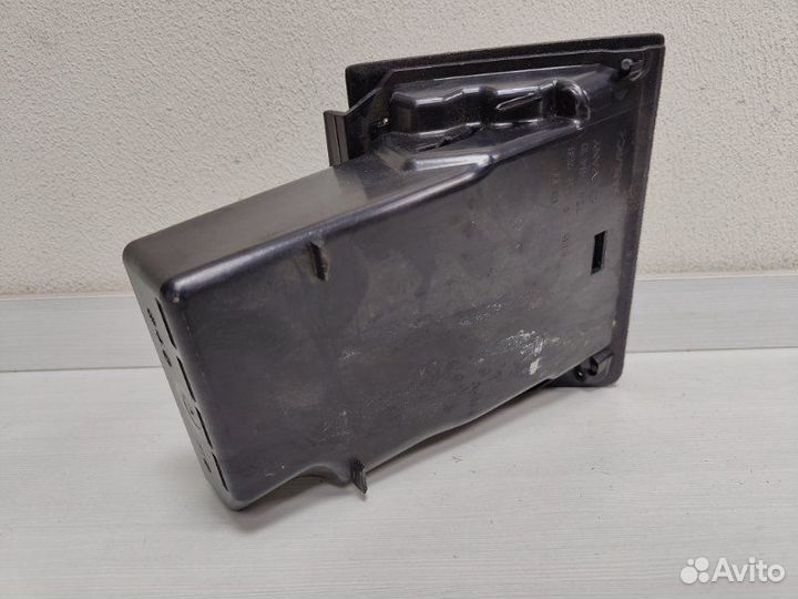 Бардачок водителя Bmw 7 F01 F02 N63 2010