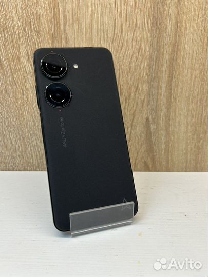 ASUS Zenfone 10, 8/256 ГБ