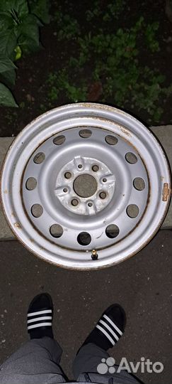 Продаю диски