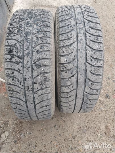 Bridgestone Ice Cruiser 7000 225/65 R17