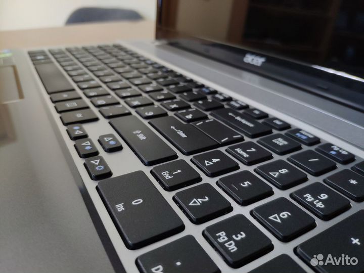 Ноутбук бу Acer / 17 дюймов / core i3 / geforce