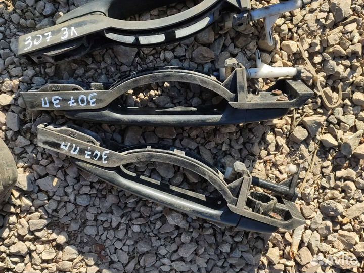 Ручка двери наружная Пежо 307