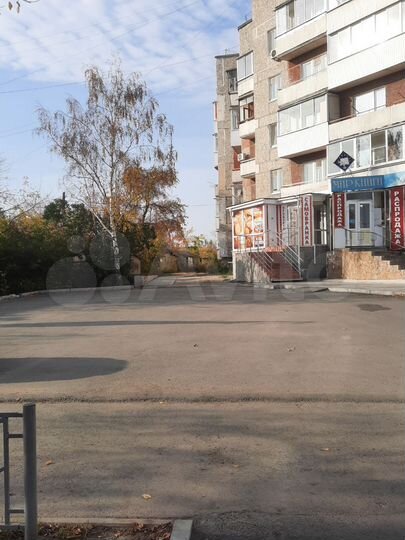 Сдаётся в аренду. Торговая площадь, 65 м²