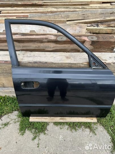 Дверь передняя правая Hyundai Accent