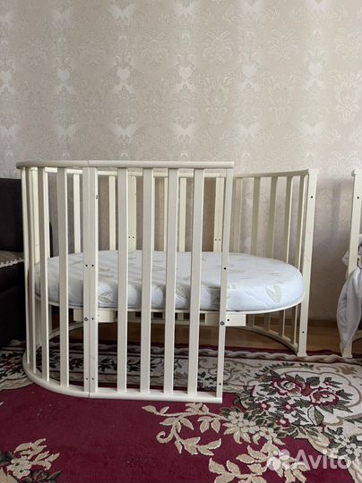 Кровать трансформер с маятником