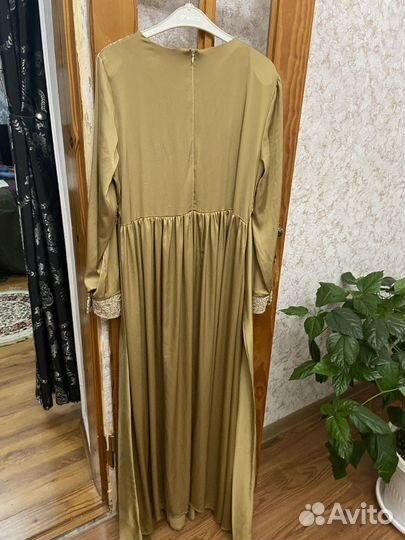 Платье вечернее