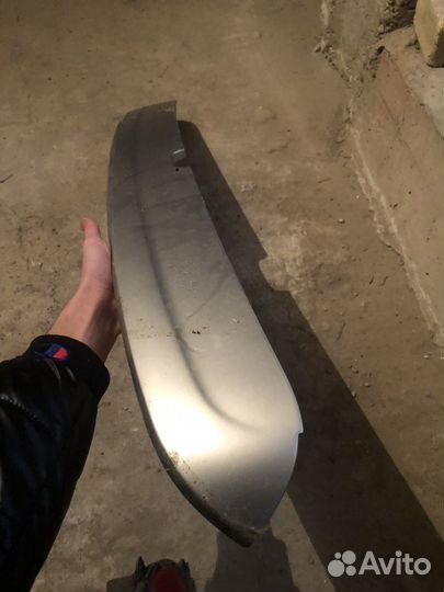 Заднее стекло со спойлером Chevrolet Spark