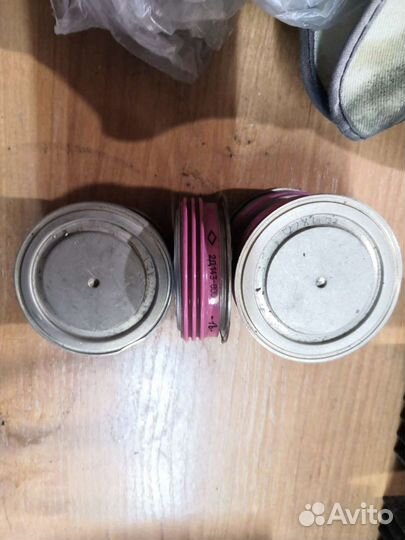 Диод Д141-100-7, Д161-250, 2Д143-800 Тиристор т143