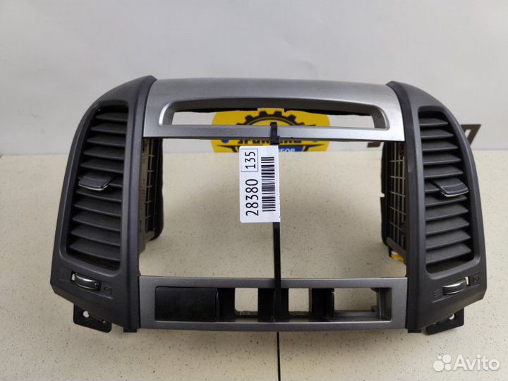 Рамка на магнитолу Hyundai Santa Fe CM 2010