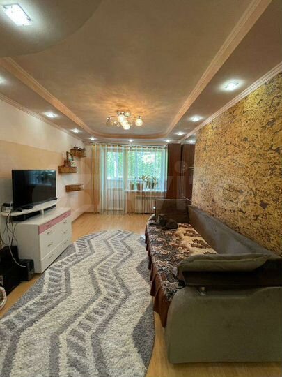 2-к. квартира, 50 м², 1/5 эт.
