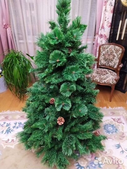 Новогоднее,ёлки,игрушки,гирлянда