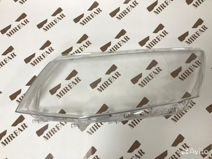 Стекло фары левое/правое Skoda Octavia 2013-2017