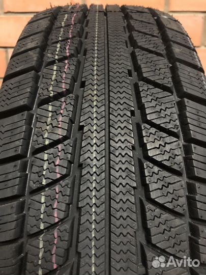 Triangle TR777 235/70 R16 106H
