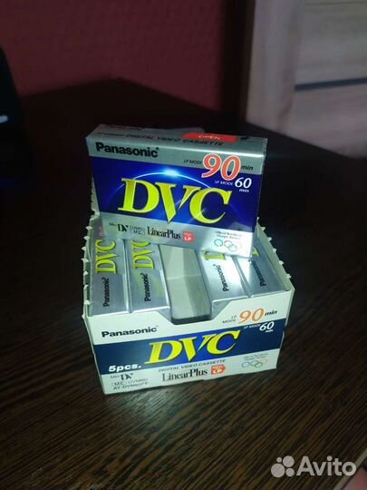 Блок запечатанных видеокассет Panasonic DVC90