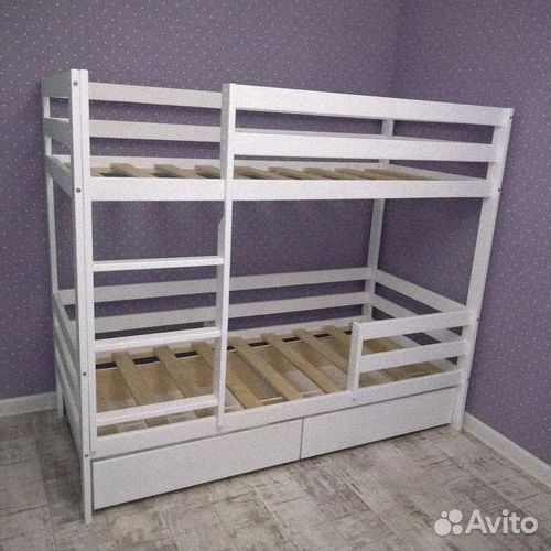 Кровать двухъярусная 
