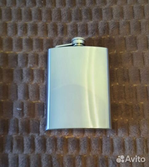 Подарочный набор фляжка и стопки