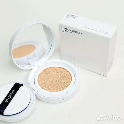 Кушон Missha Magic Cushion - Moist Up