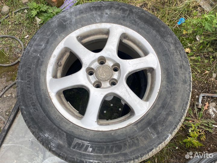 Литье с резиной R15 205/70