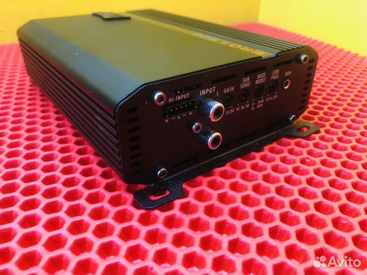 Z.8224 усилитель AMP Pro 1.500