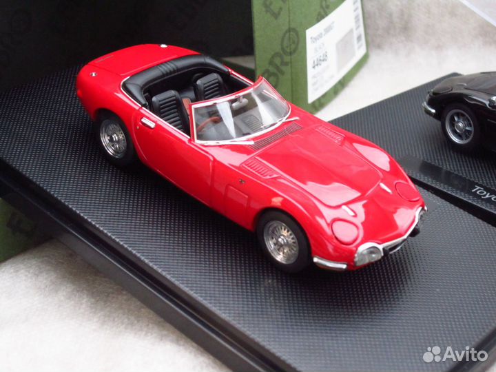 Toyota 2000GT и Toyota 2000GT Open Top 1/43 Ebbro