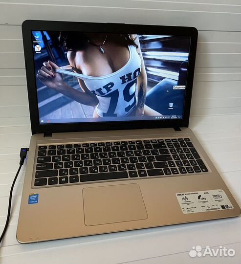 Asus core i3-5005/8gb/500gb/игры/учеба/15.6