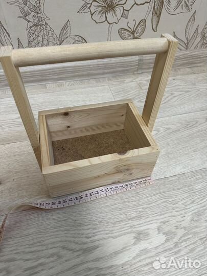 Корзинка / коробка с ручкой деревянная