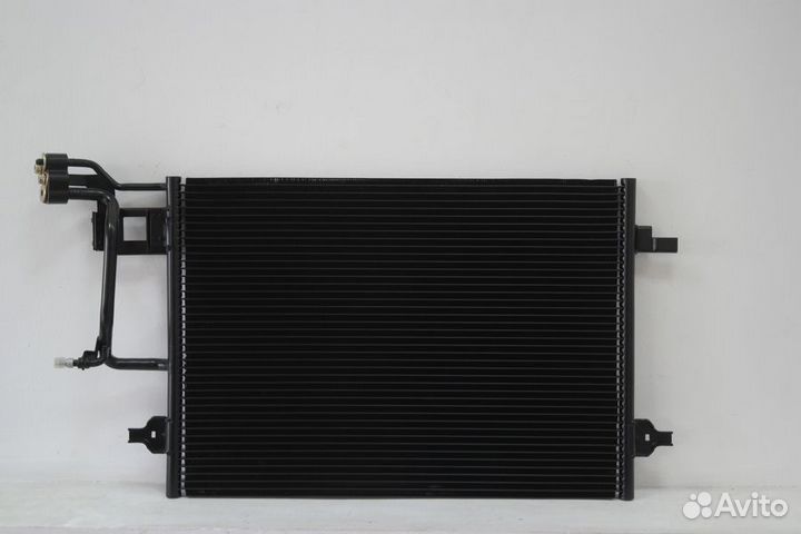 Радиатор кондиционера Ауди А6 2.0/3.0 01-04
