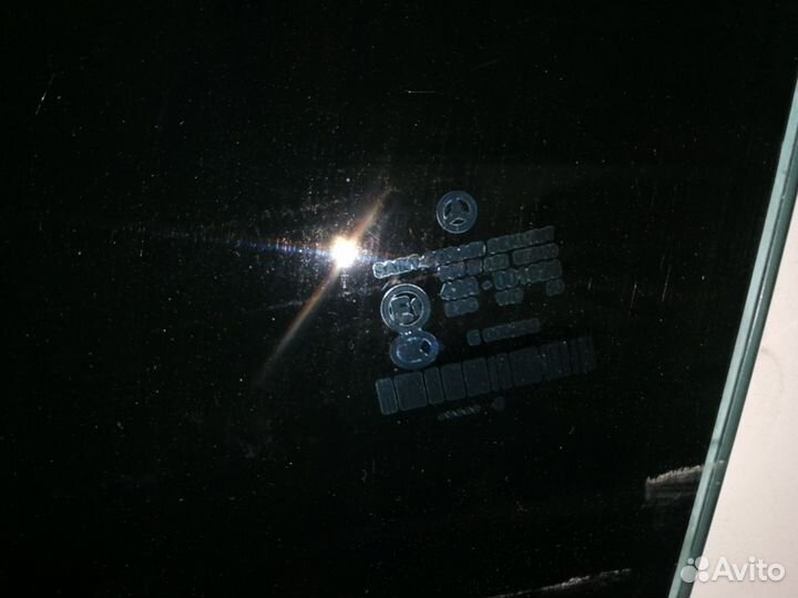 Стекло двери передней левой Mercedes W219 CLS-clas