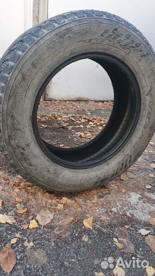 Nokian Tyres Hakkapeliitta 9 SUV 215/65 R16 102T