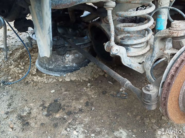 Поворотный кулак цапфа jeep dana 30