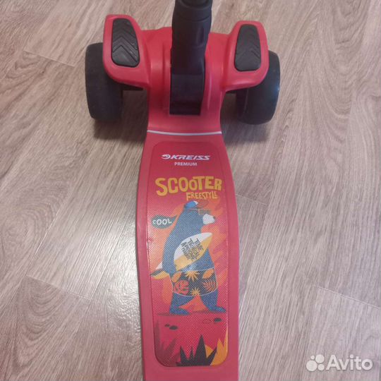 Самокат детский трехколесный