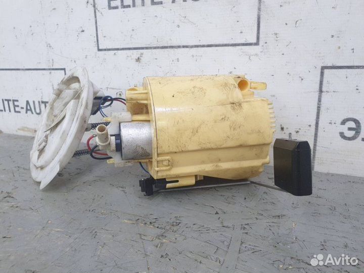 Бензонасос Mercedes E-Class W212 2.1D 2012