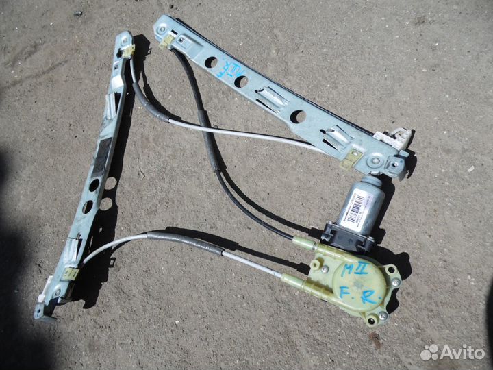 Стеклоподъемник передний правый Рено Меган 2