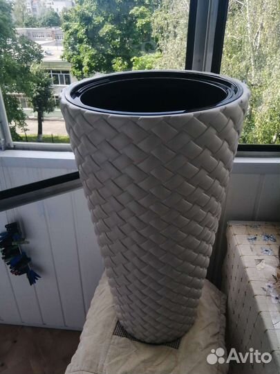 Ваза для цветов напольная