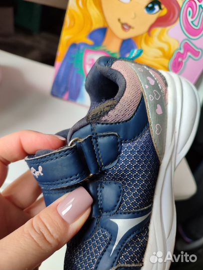 Кроссовки для девочки 25 с подсветкой