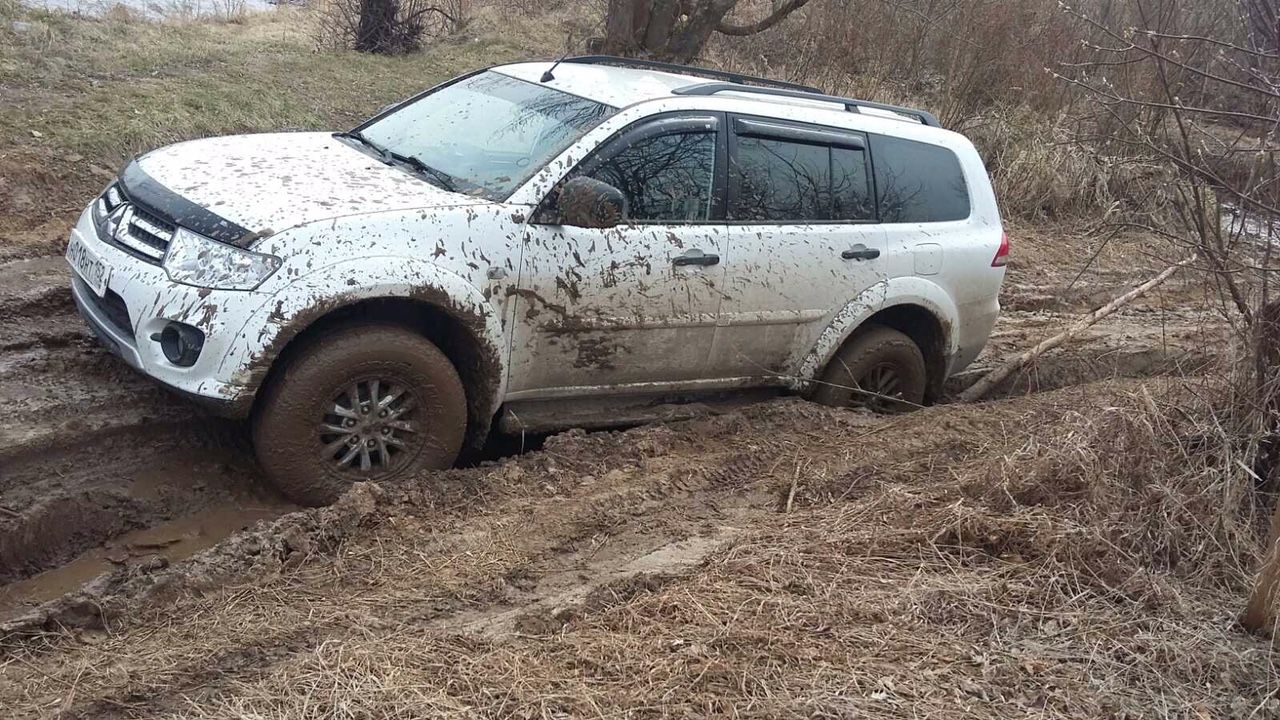 Mitsubishi Pajero Sport: фото владельца