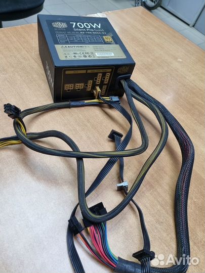 Блок питания Cooler Master Silent Pro Gold 700W