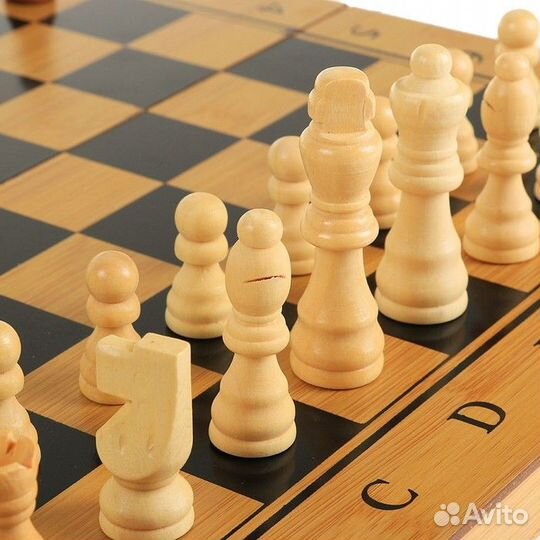 Настольная игра 3 в 1 'Король' нарды, шахматы, шаш