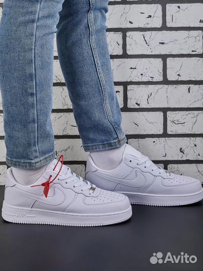 Nike Air Force 1 Low White