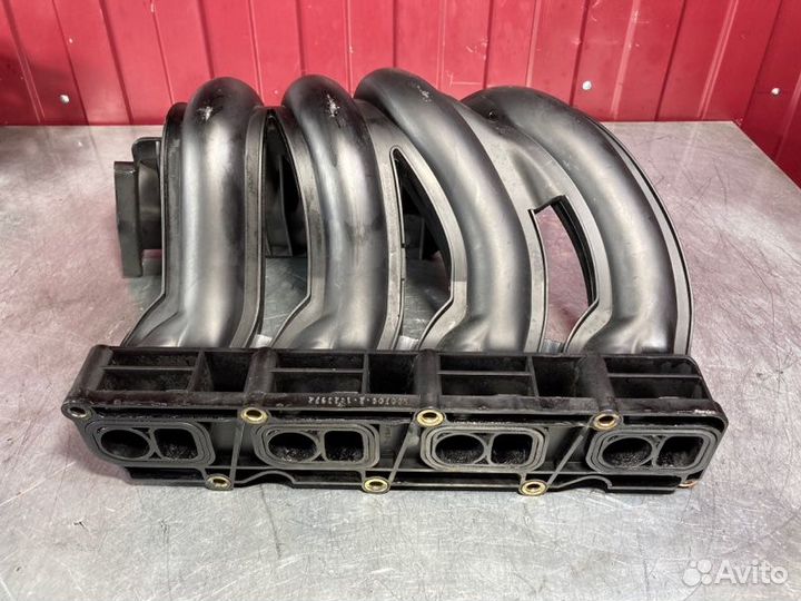 Коллектор впускной Mercedes C-Class W203 OM646 2.2