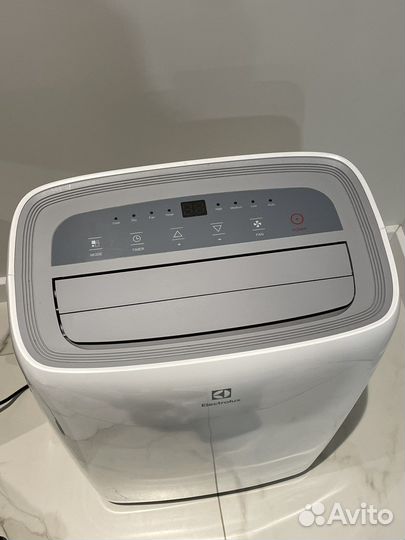 Кондиционер мобильный electrolux Loft eacm-8 CL/N3