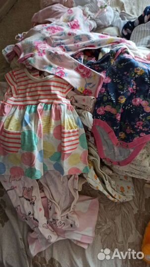 Мобиль в детскую кроватку и одежда на девочку