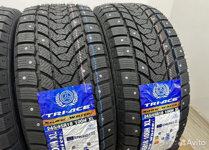 Tri Ace Snow White II 245/45 R18 27H