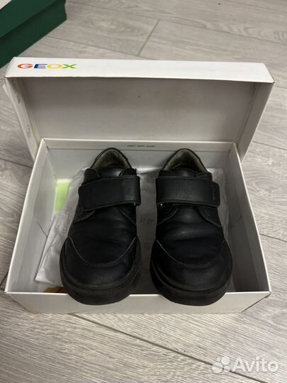 Полуботинки туфли Geox р.32