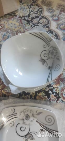 Набор тарелок