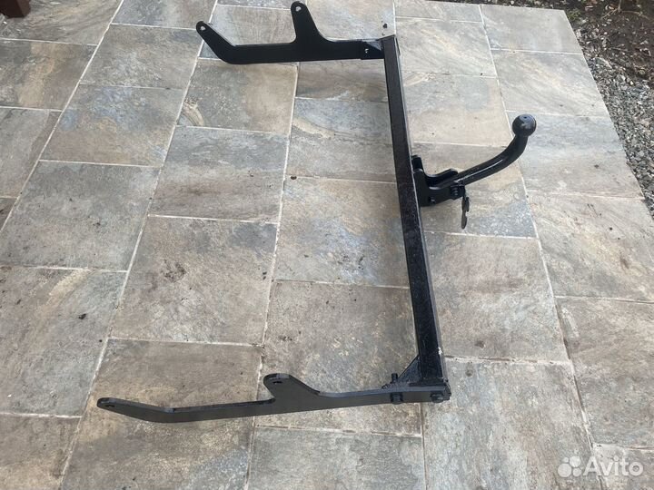 Фаркоп на ваз largus б/у